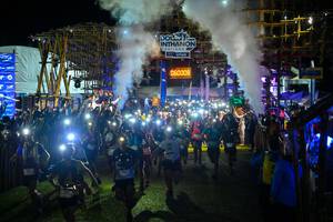 BIB: 060008
                            <button type="button" onclick="openModal(19206612)" class="btn btn-primary btn-sm float-right btn-popup" data-toggle="modal" data-target=".modal-high-quality">
                        <i class="fas fa-shopping-cart"></i> Add to Cart
                    </button>
                                            <button type="button" onclick="isThisMe(19206612, true)" class="btn btn-success btn-sm float-right btn-popup btn-isme hidden" data-toggle="tooltip" data-placement="bottom" title="นี่คือรูปของคุณใช่ไหม คลิกที่นี่เพื่อเอาเข้าอัลบั้ม">
                        <i class="fas fa-plus"></i> Add to album
                    </button>
                    <button type="button" onclick="isThisMe(19206612, false)" class="btn btn-warning btn-sm float-right btn-popup btn-isnotme hidden">
                        <i class="fas fa-ban"></i> Remove from album
                    </button>